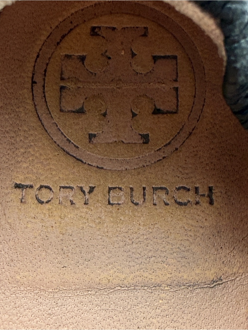 Tory Burch Black Leather Ballet Flats with Gold Logo Medallion Versatile Size 7 - Picture 9 of 10